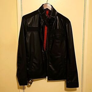 Black non leather Alfani jacket. Size Medium